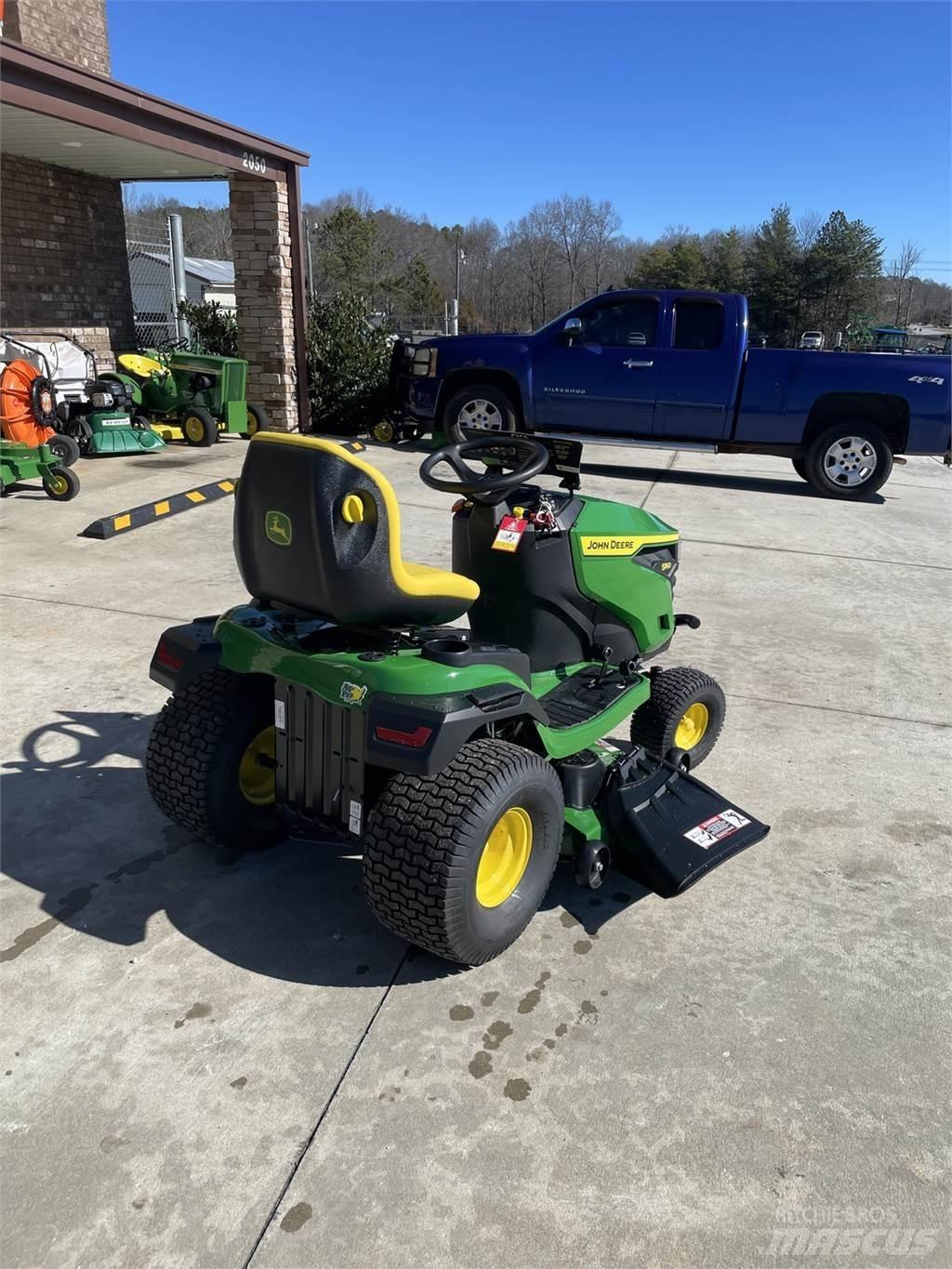 John Deere S160 Kompakte traktorer