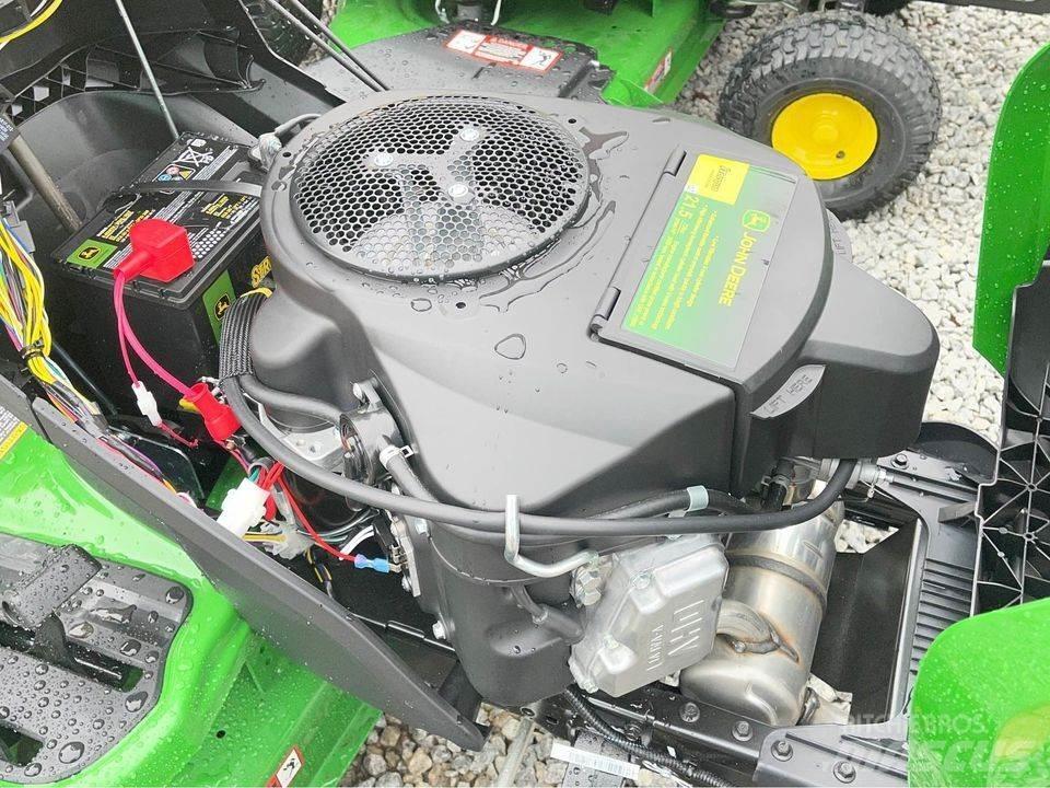 John Deere S240 Kompakte traktorer