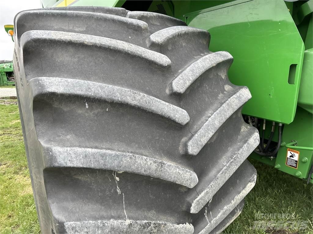 John Deere S680 Mejetærskere