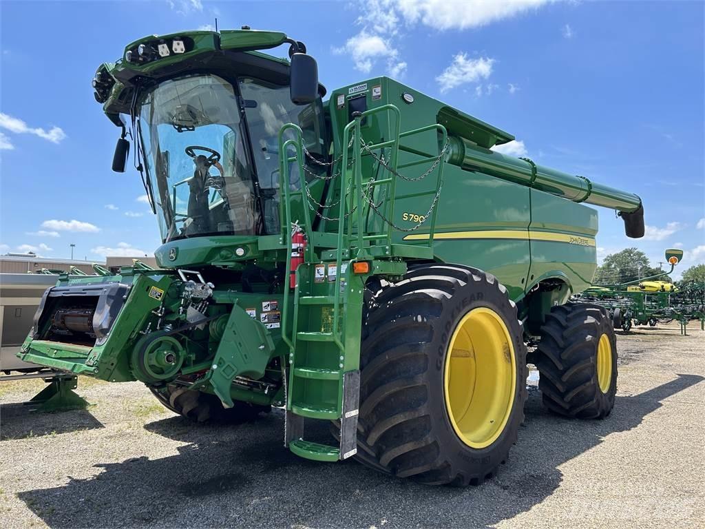 John Deere S790 Mejetærskere