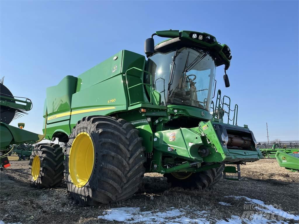 John Deere S790 Mejetærskere