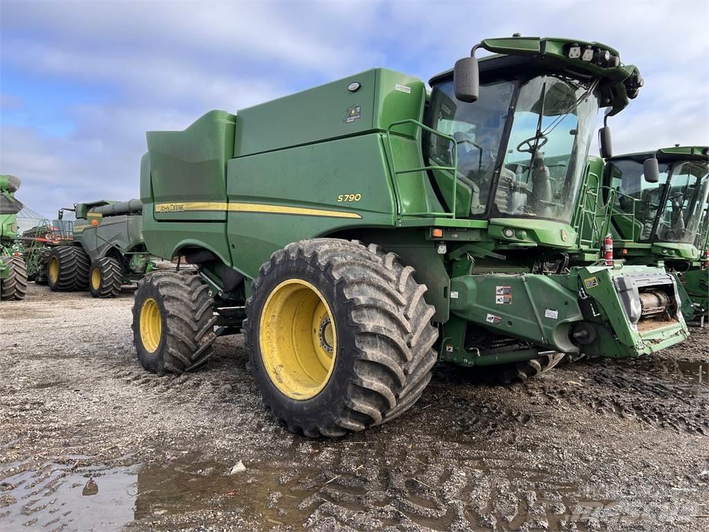 John Deere S790 Mejetærskere