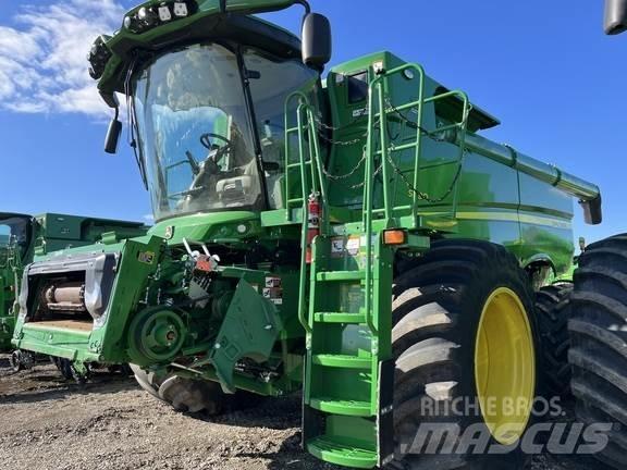 John Deere S790 Mejetærskere