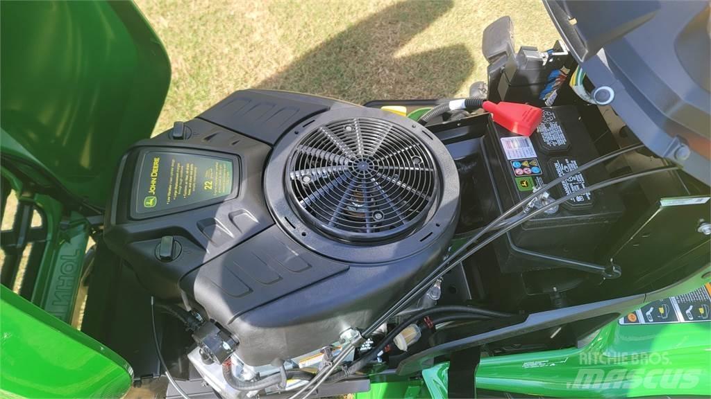 John Deere x330 Kompakte traktorer