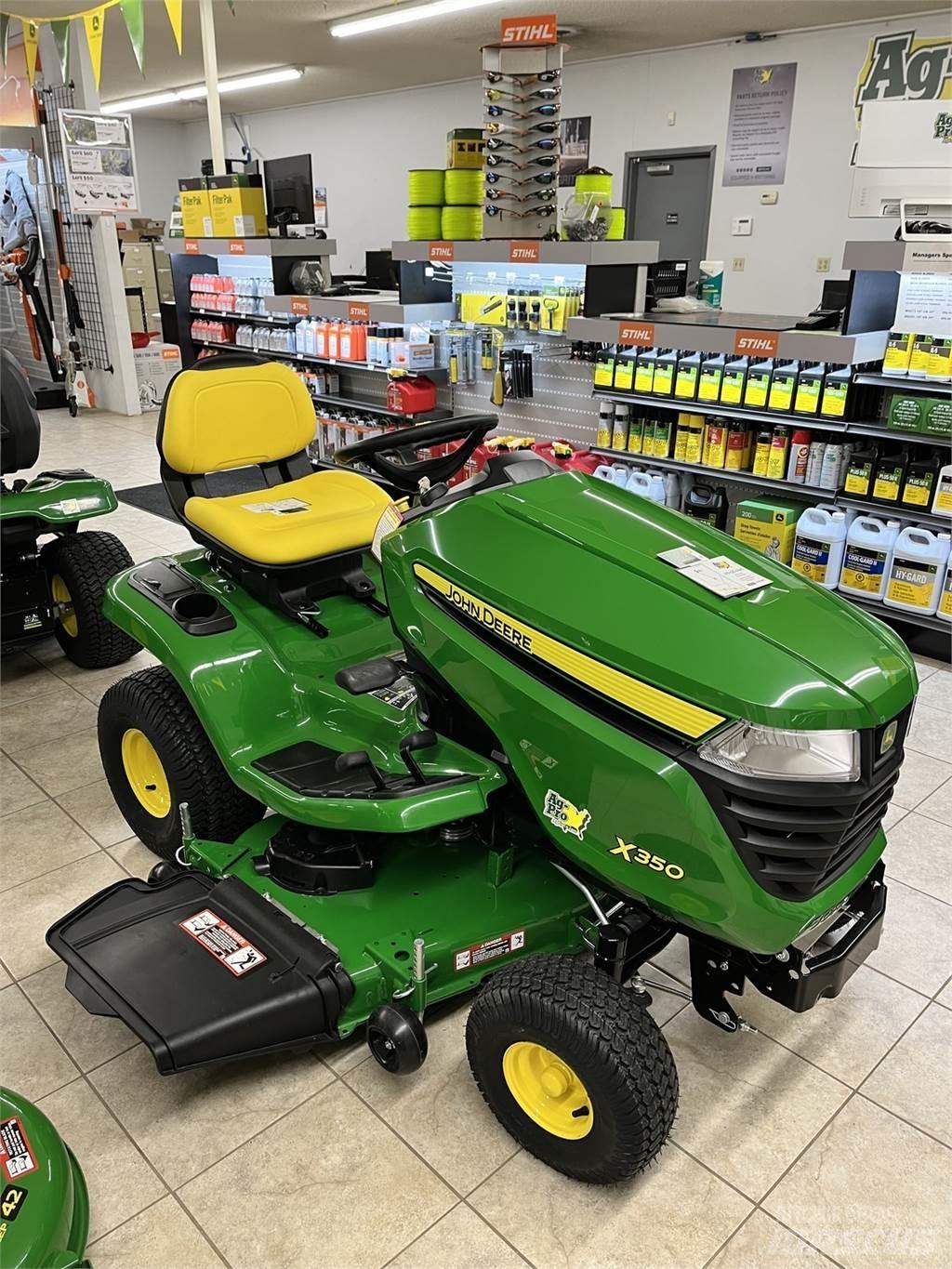 John Deere X350 Kompakte traktorer