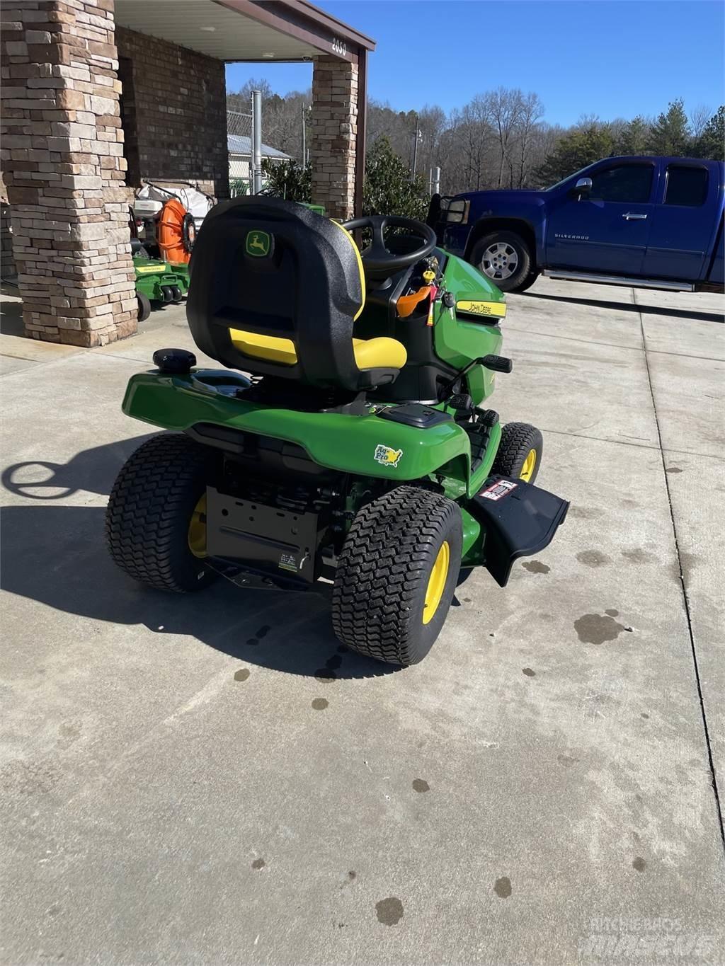 John Deere X350 Kompakte traktorer