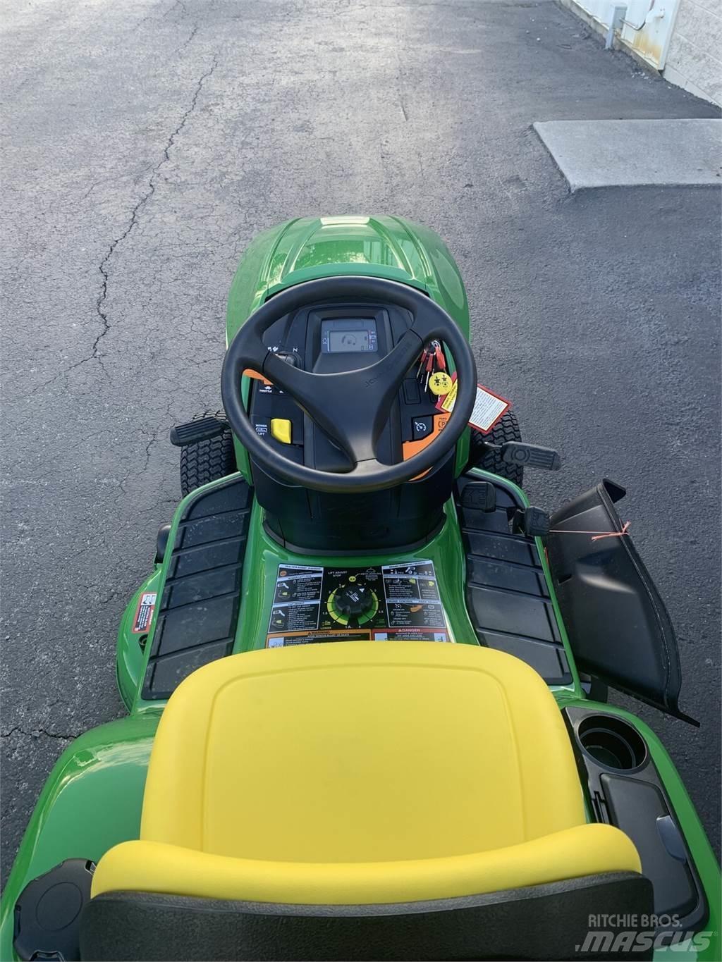 John Deere X350 Kompakte traktorer