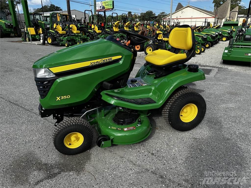 John Deere X350 Kompakte traktorer