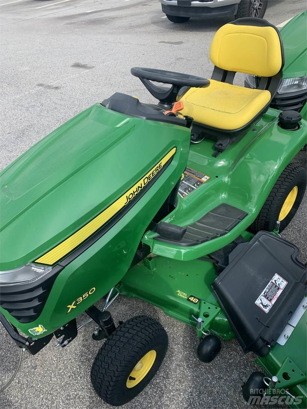 John Deere X350 Kompakte traktorer