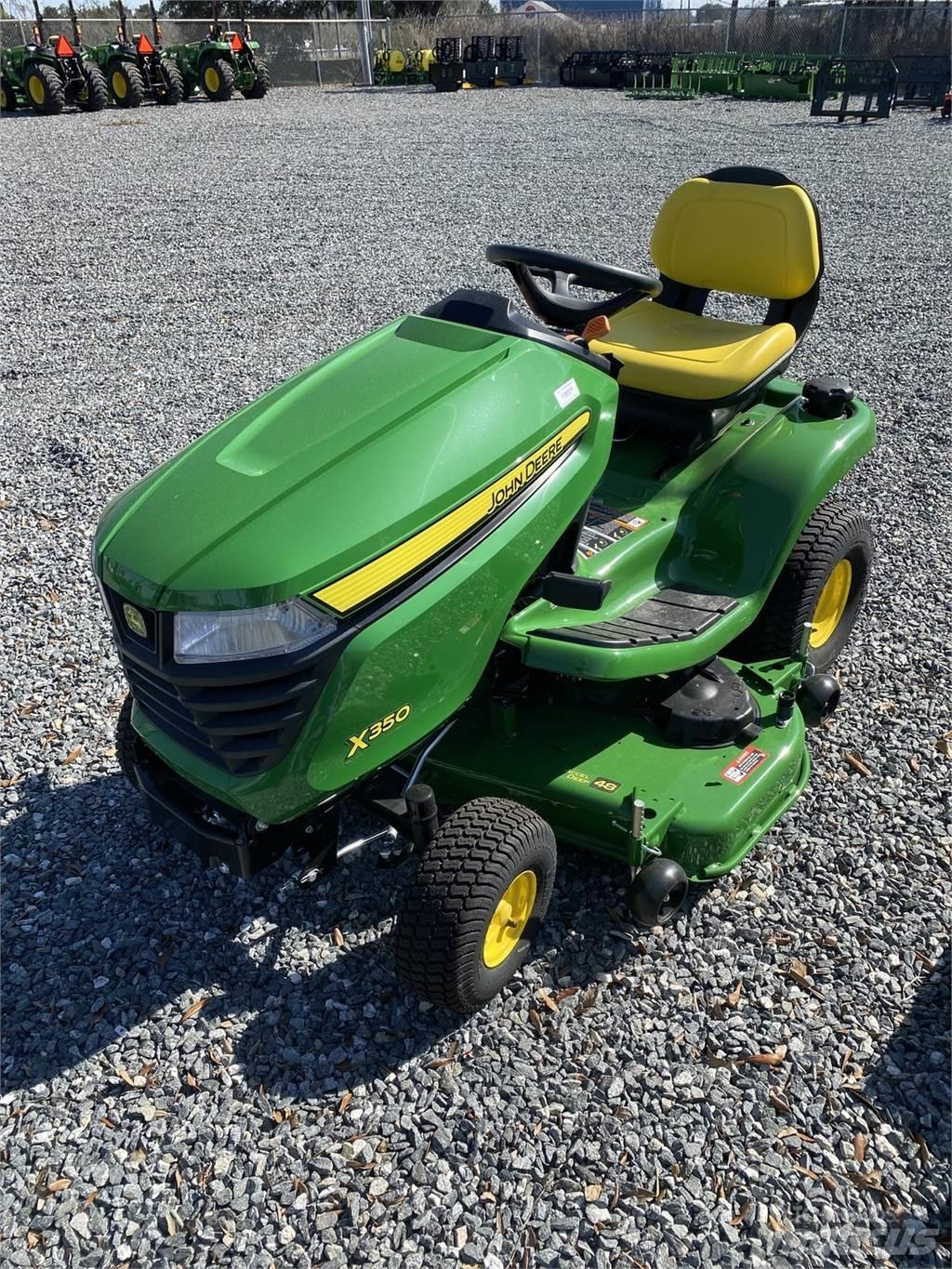 John Deere X350 Kompakte traktorer