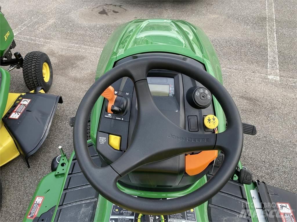 John Deere X350 Kompakte traktorer