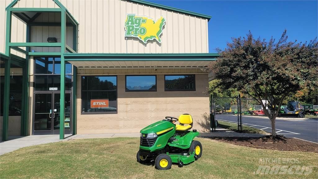 John Deere X350 Kompakte traktorer