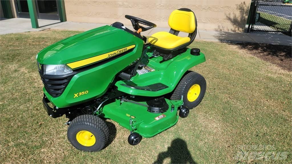 John Deere X350 Kompakte traktorer
