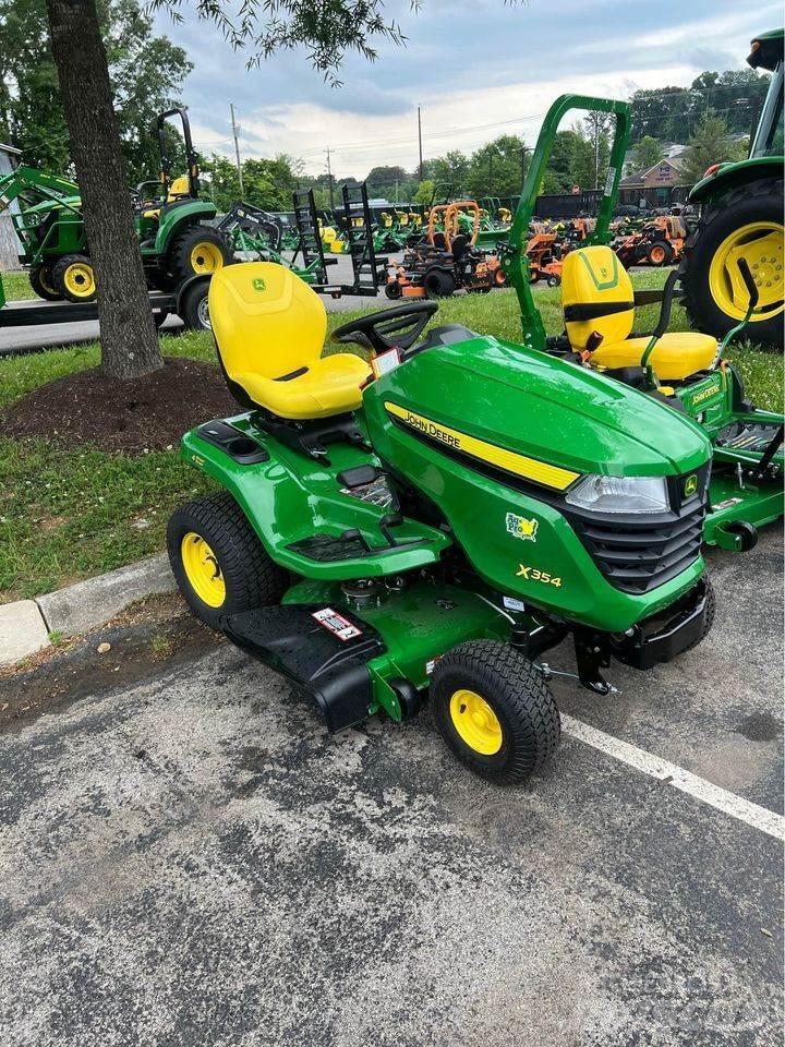 John Deere X354 Kompakte traktorer