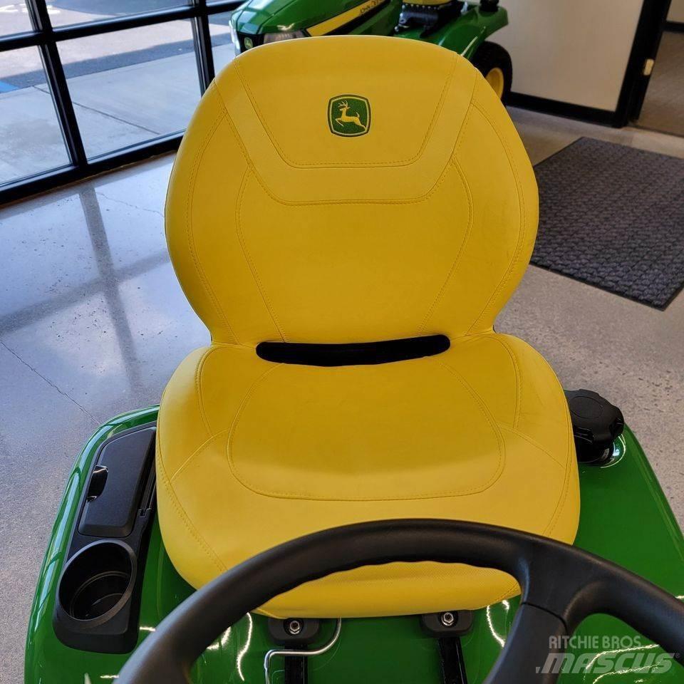 John Deere X380 Kompakte traktorer