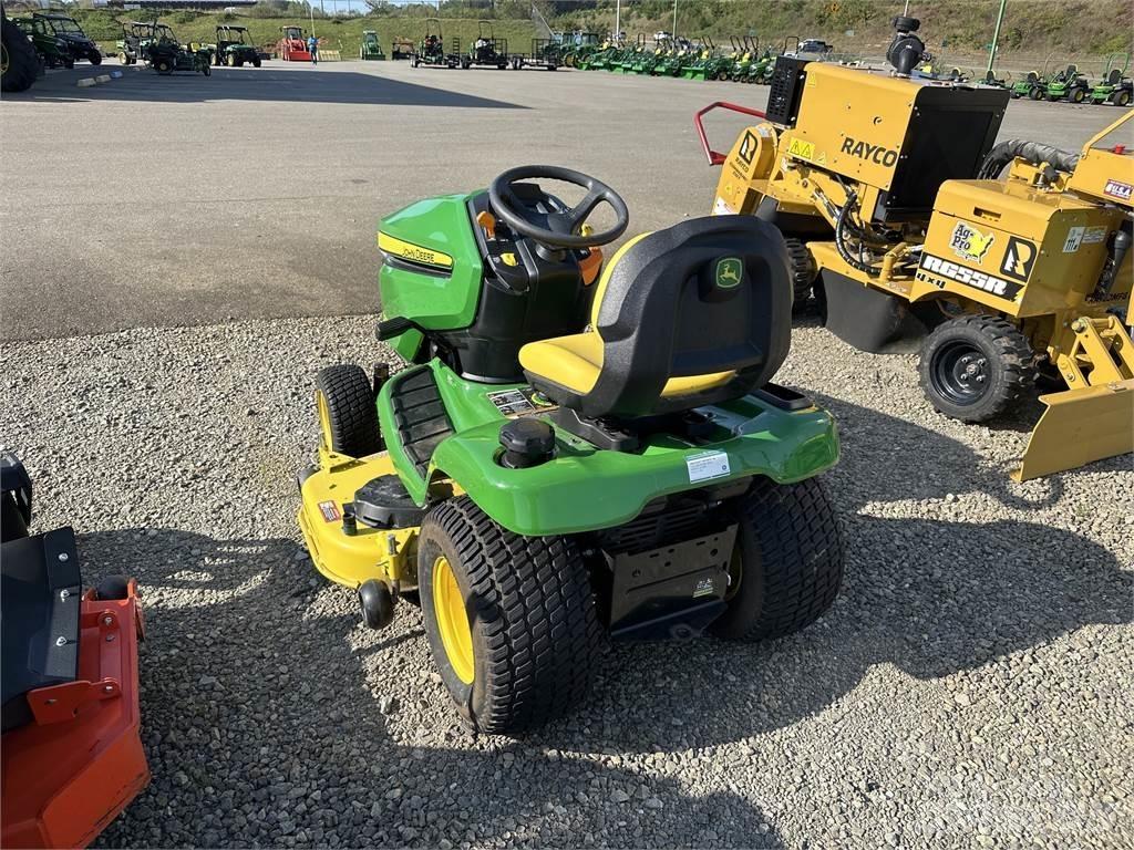 John Deere x380 Kompakte traktorer