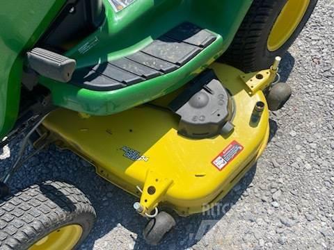 John Deere X380 Kompakte traktorer
