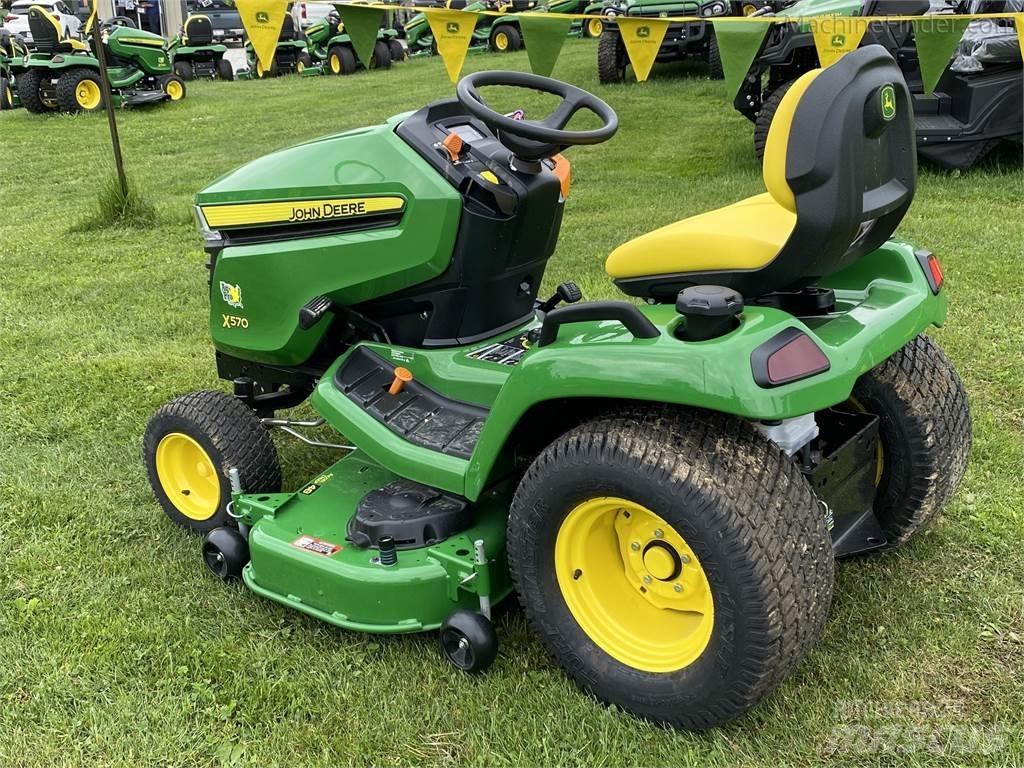 John Deere x570 Kompakte traktorer