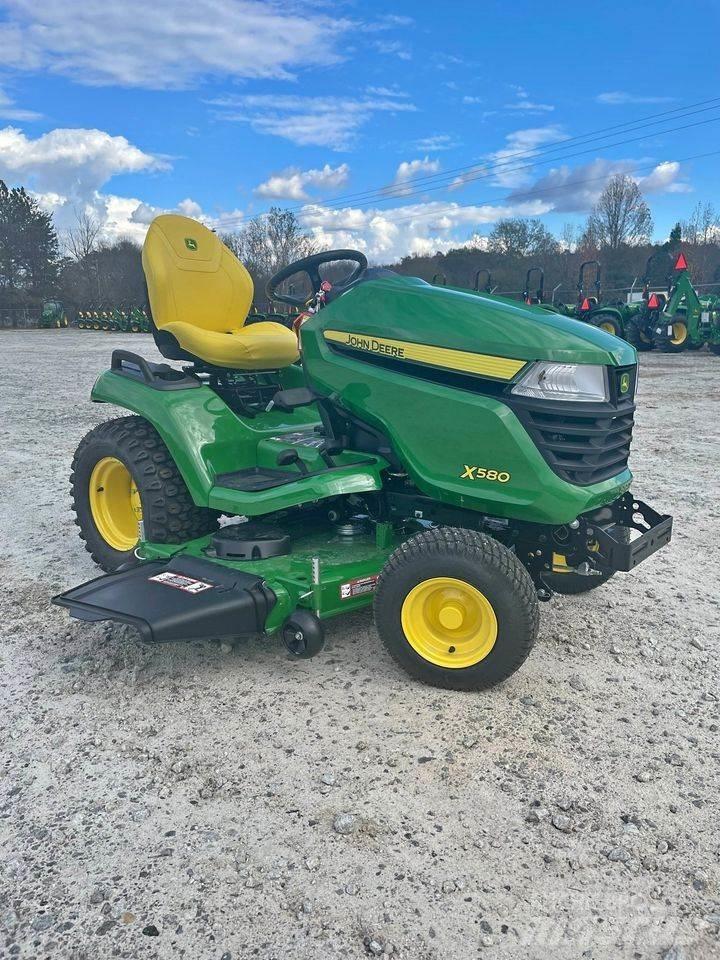 John Deere X580 Kompakte traktorer