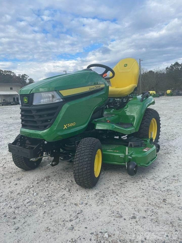 John Deere X580 Kompakte traktorer