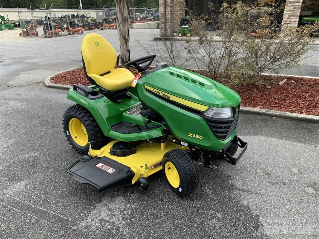 John Deere X580 Kompakte traktorer