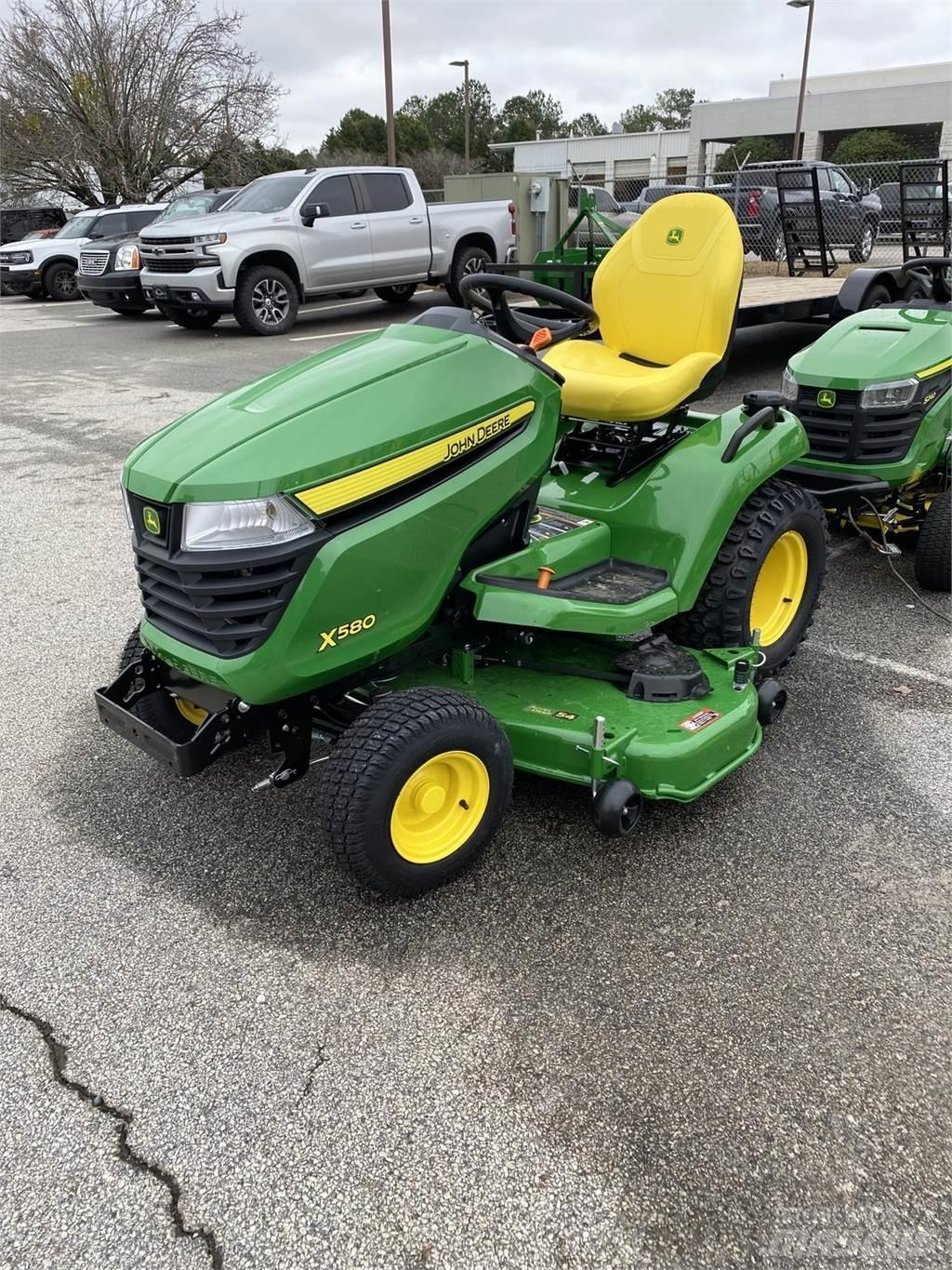 John Deere X580 Kompakte traktorer
