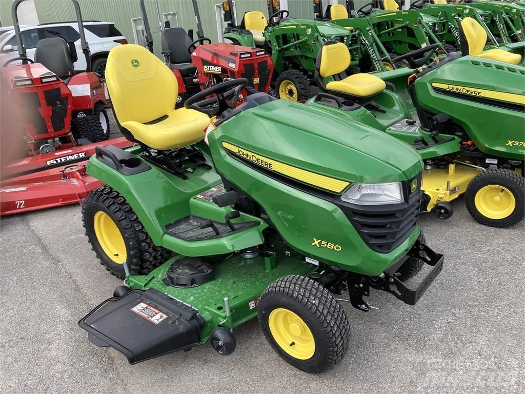 John Deere X580 Kompakte traktorer