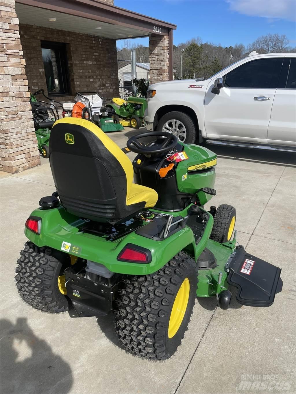 John Deere X590 Kompakte traktorer