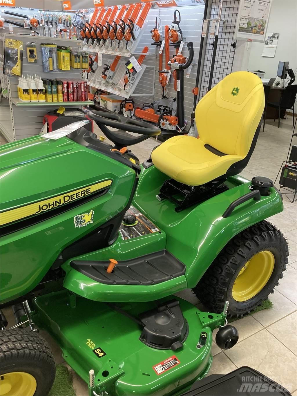 John Deere X590 Kompakte traktorer