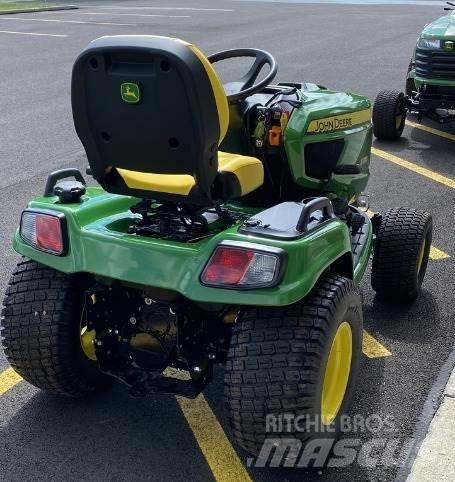 John Deere X730 Kompakte traktorer