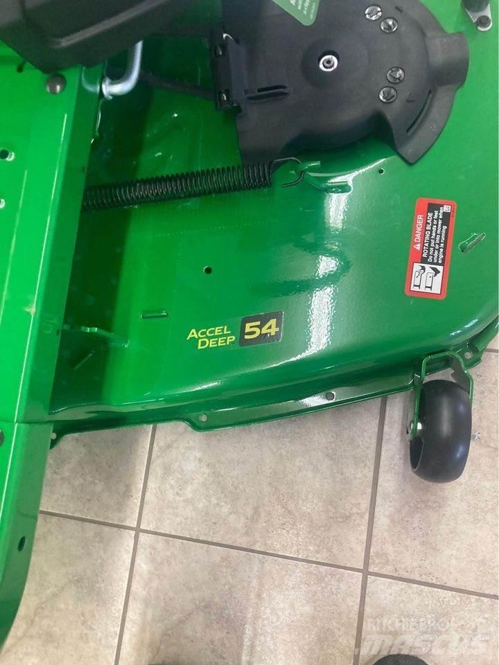 John Deere Z325E Zero-turn klippere