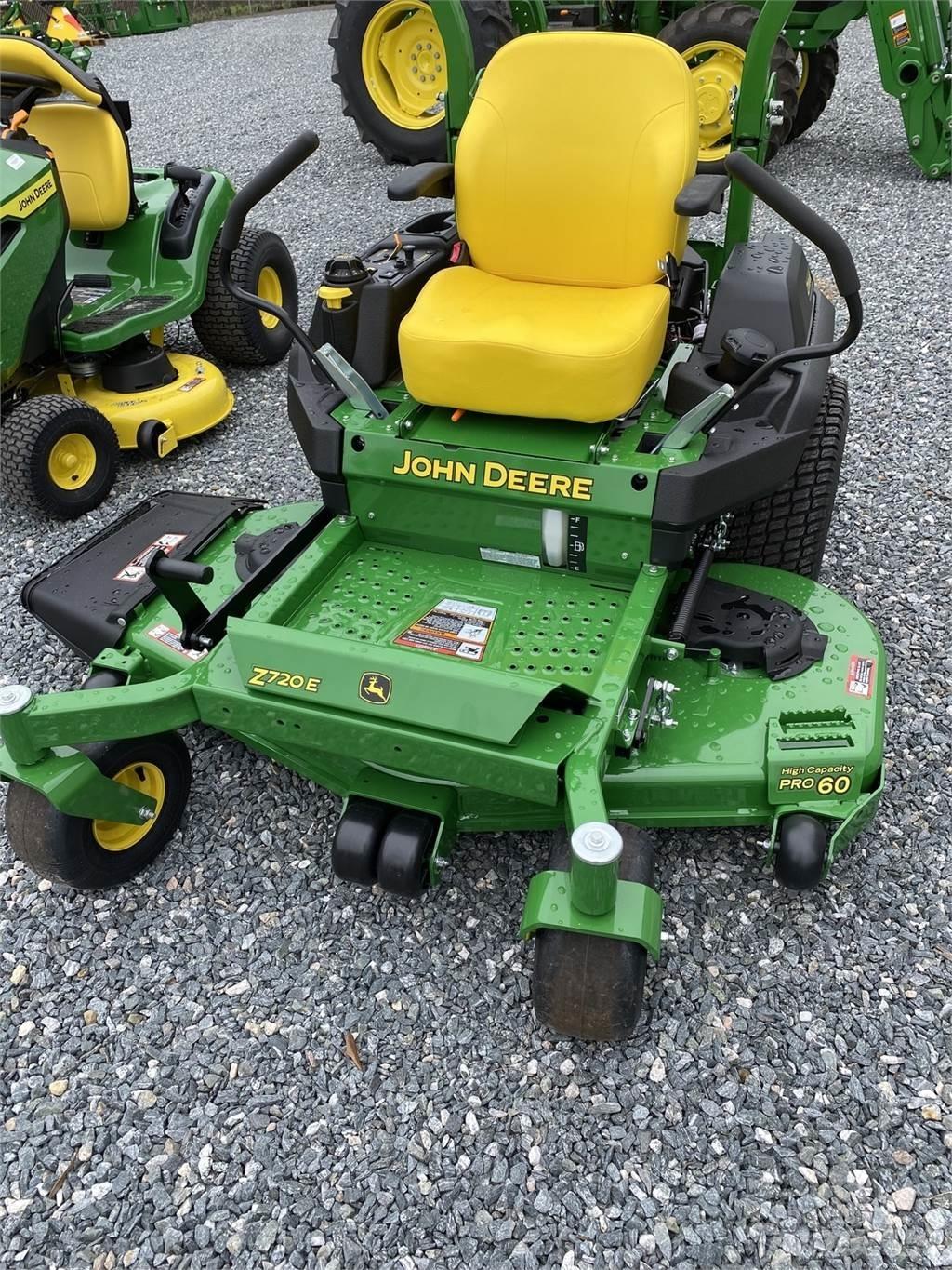 John Deere Z720E Zero-turn klippere