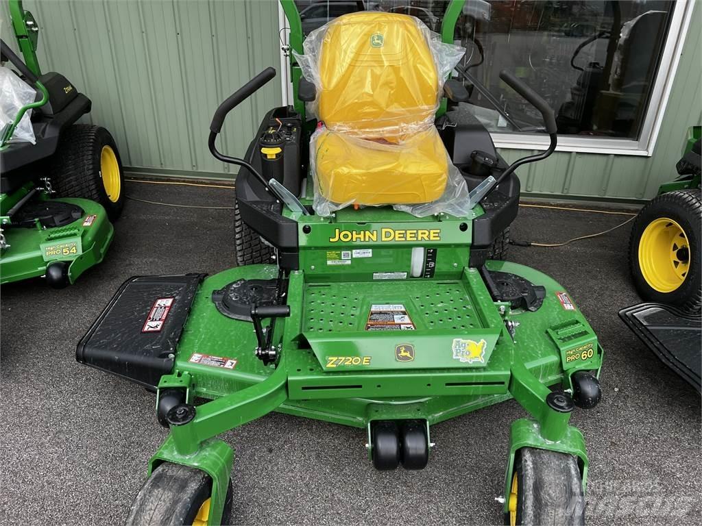 John Deere Z720E Zero-turn klippere