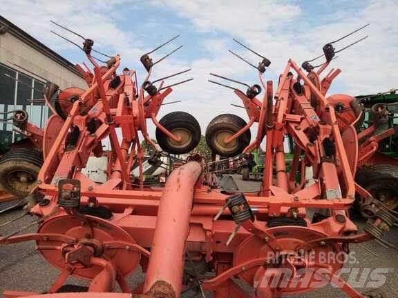Kuhn GF 7702 River og høvendere