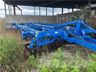 Landoll 2211-11 Grubber
