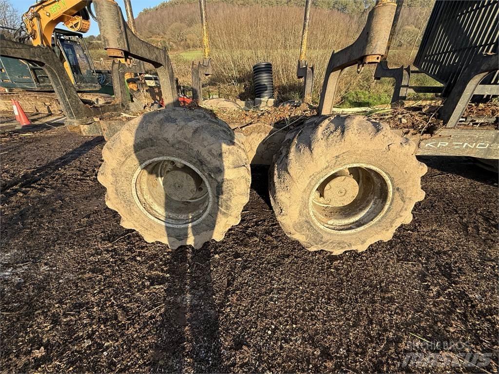 Valtra T174 Udkørselsmaskiner