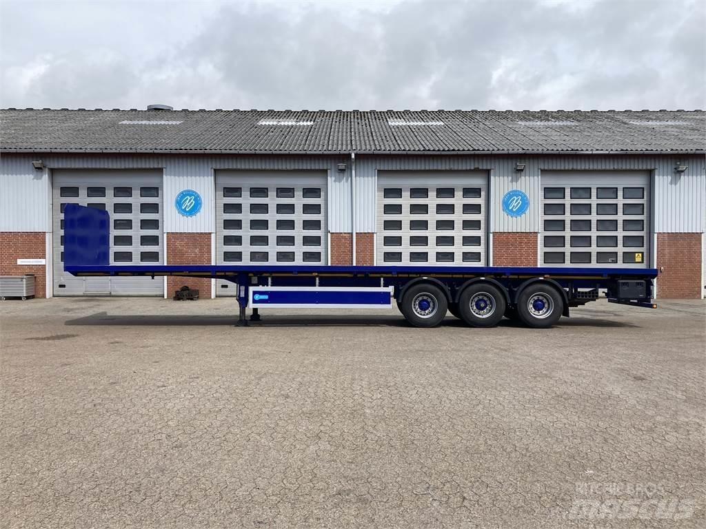 Dennison  Semi-trailer med lad/flatbed