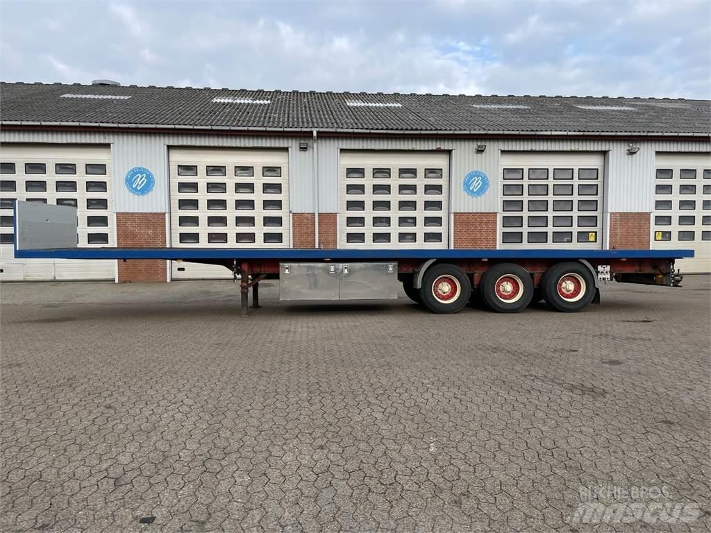 Kel-Berg  Semi-trailer med lad/flatbed