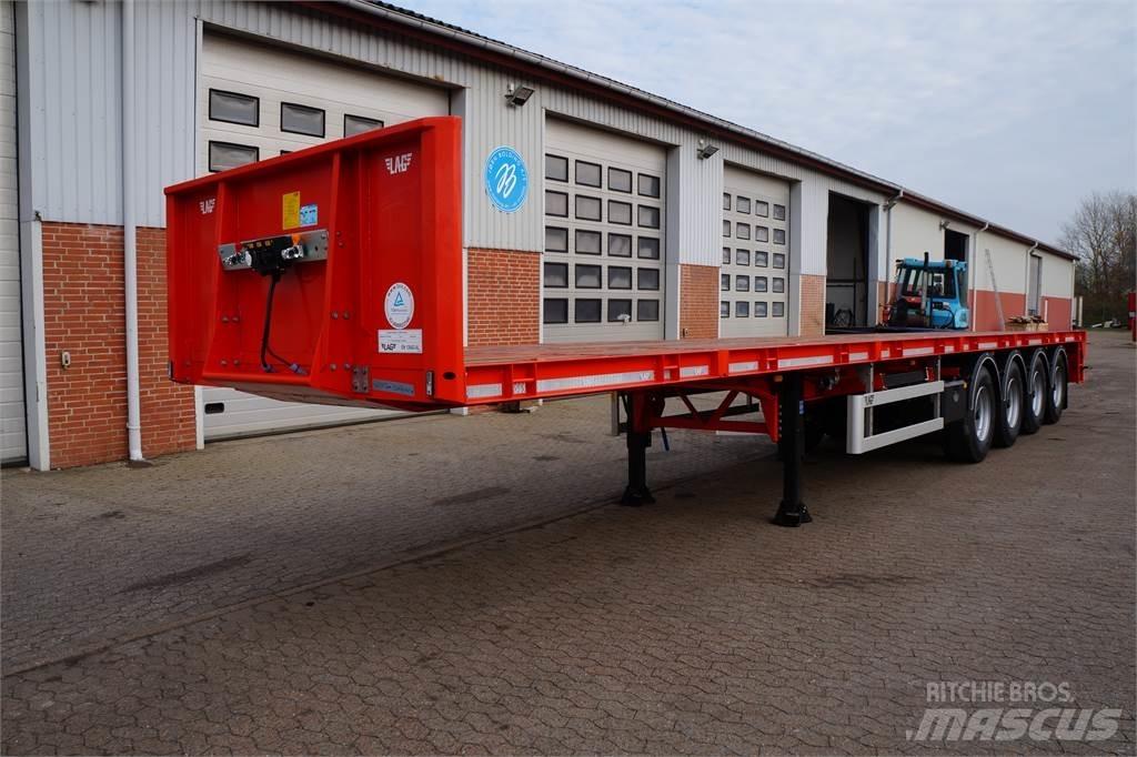LAG  Semi-trailer med lad/flatbed