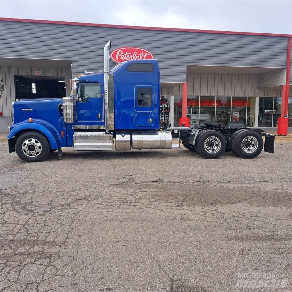 Kenworth W900 Trækkere