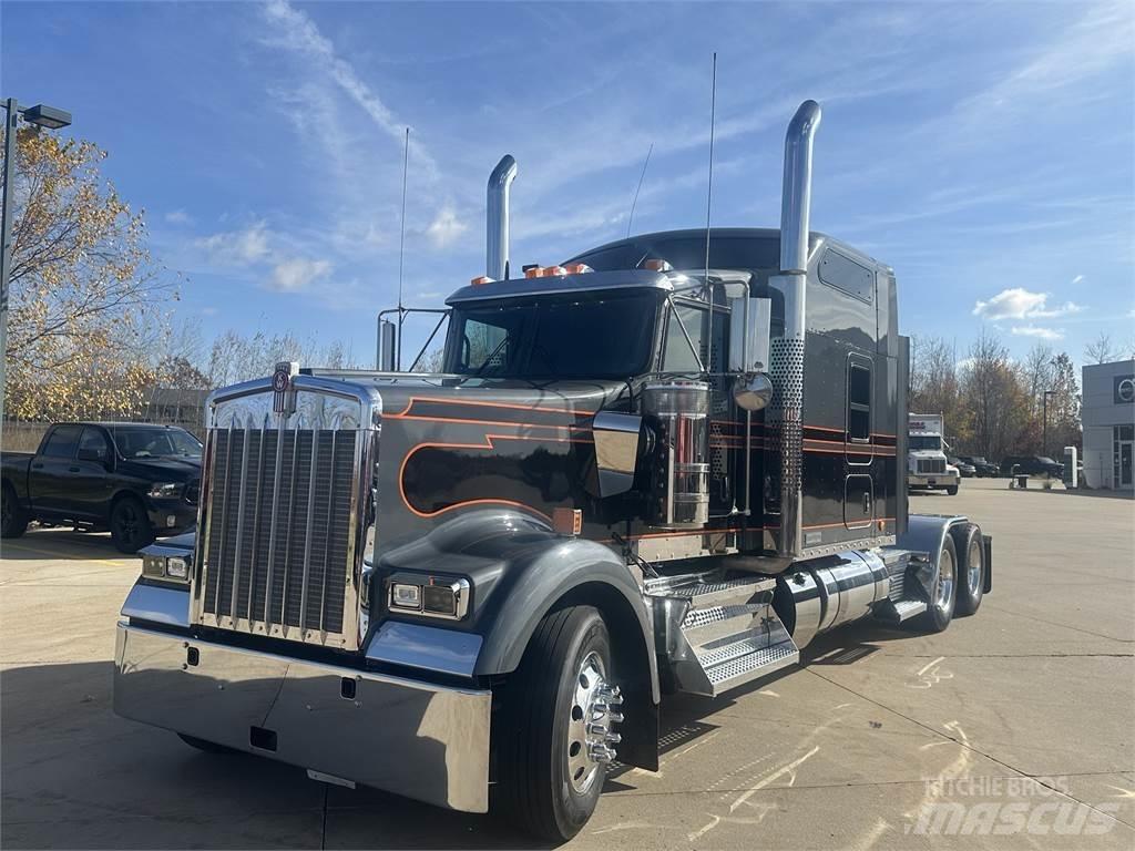 Kenworth W900 Trækkere