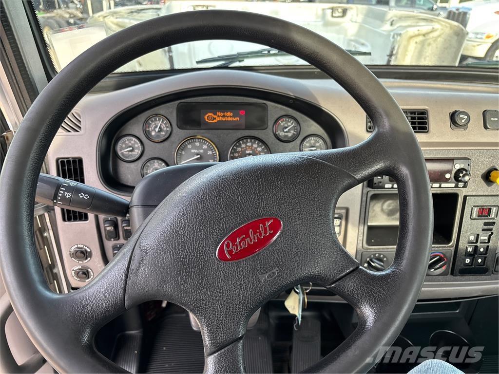 Peterbilt 337 Andre lastbiler