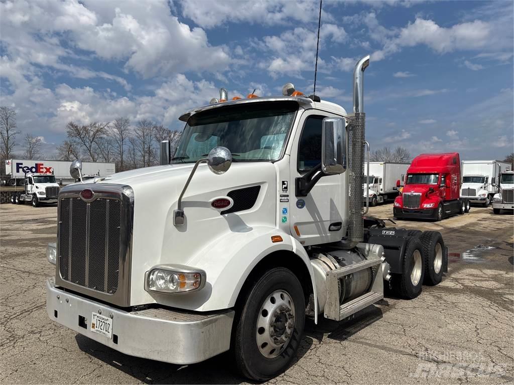 Peterbilt 567 Trækkere