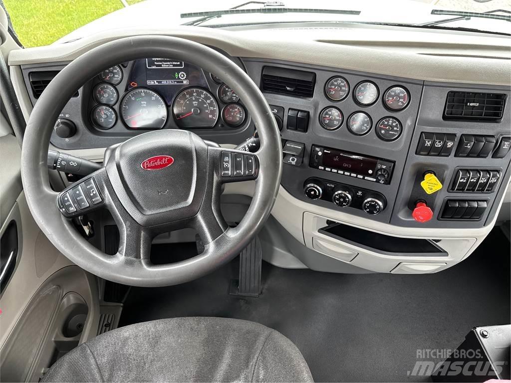 Peterbilt 567 Trækkere