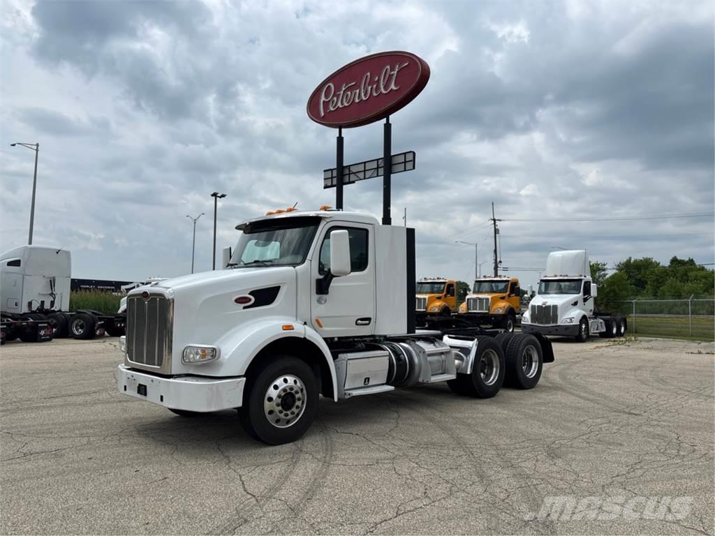 Peterbilt 567 Trækkere