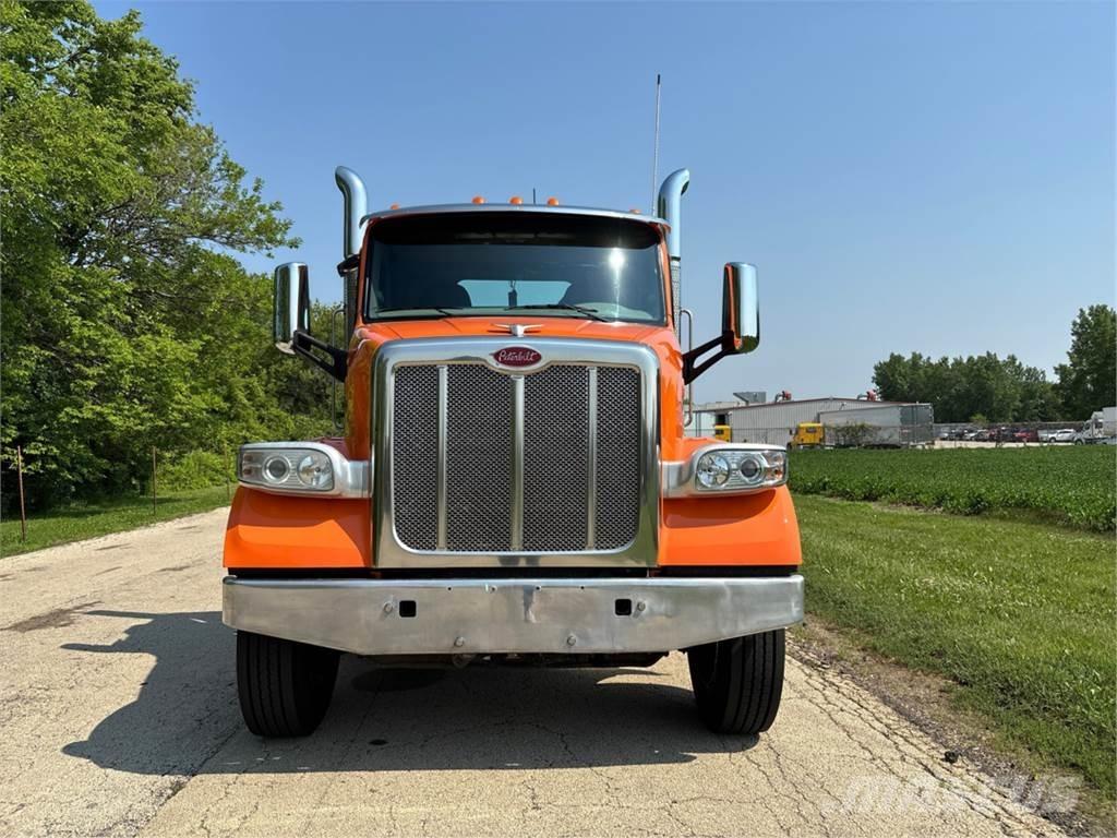 Peterbilt 567 Trækkere