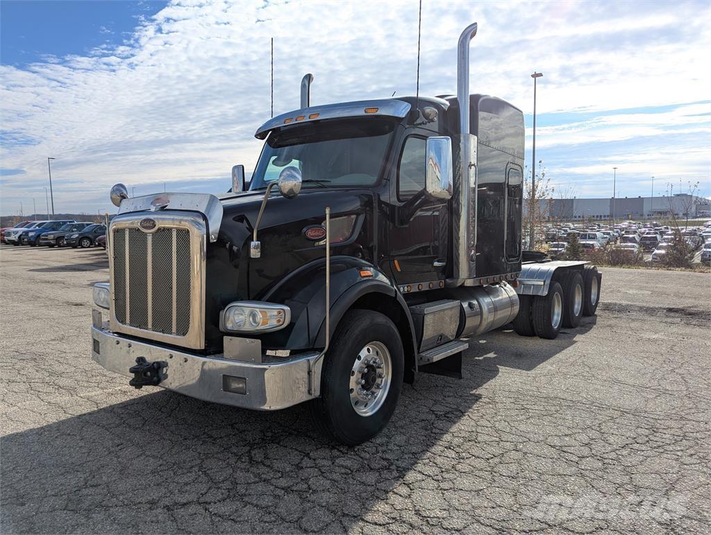 Peterbilt 567 Trækkere