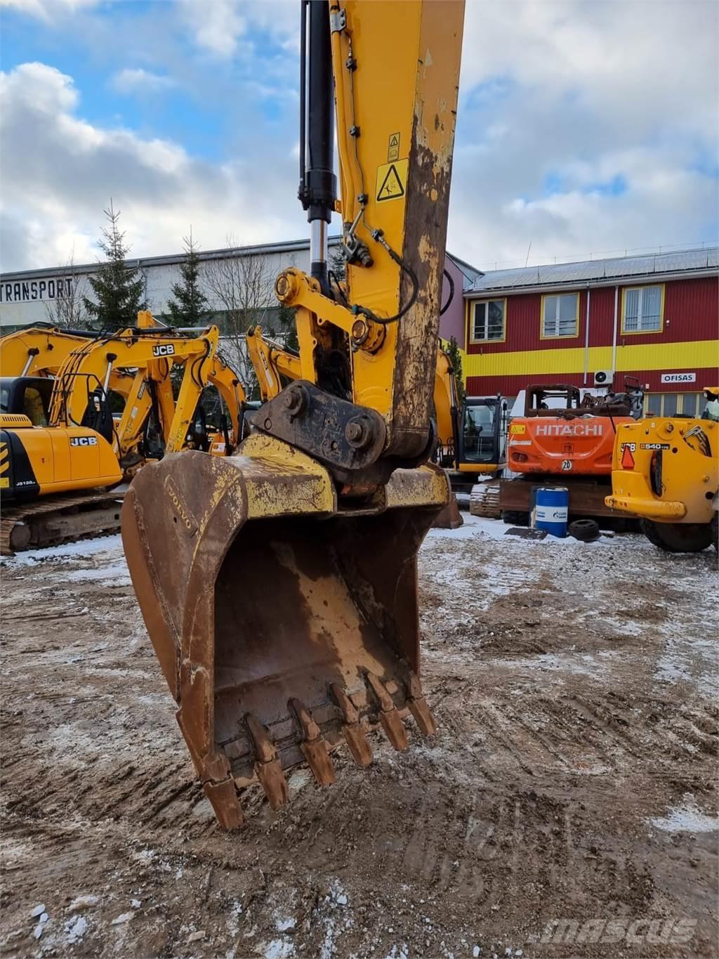 JCB JS220LC Plus Gravemaskiner på larvebånd