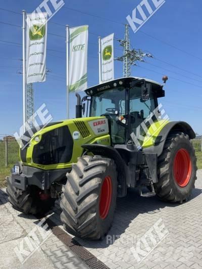 CLAAS Axion 810 Traktorer