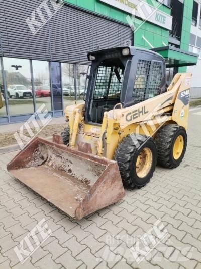 Gehl 5240 Frontlæssere og gravere